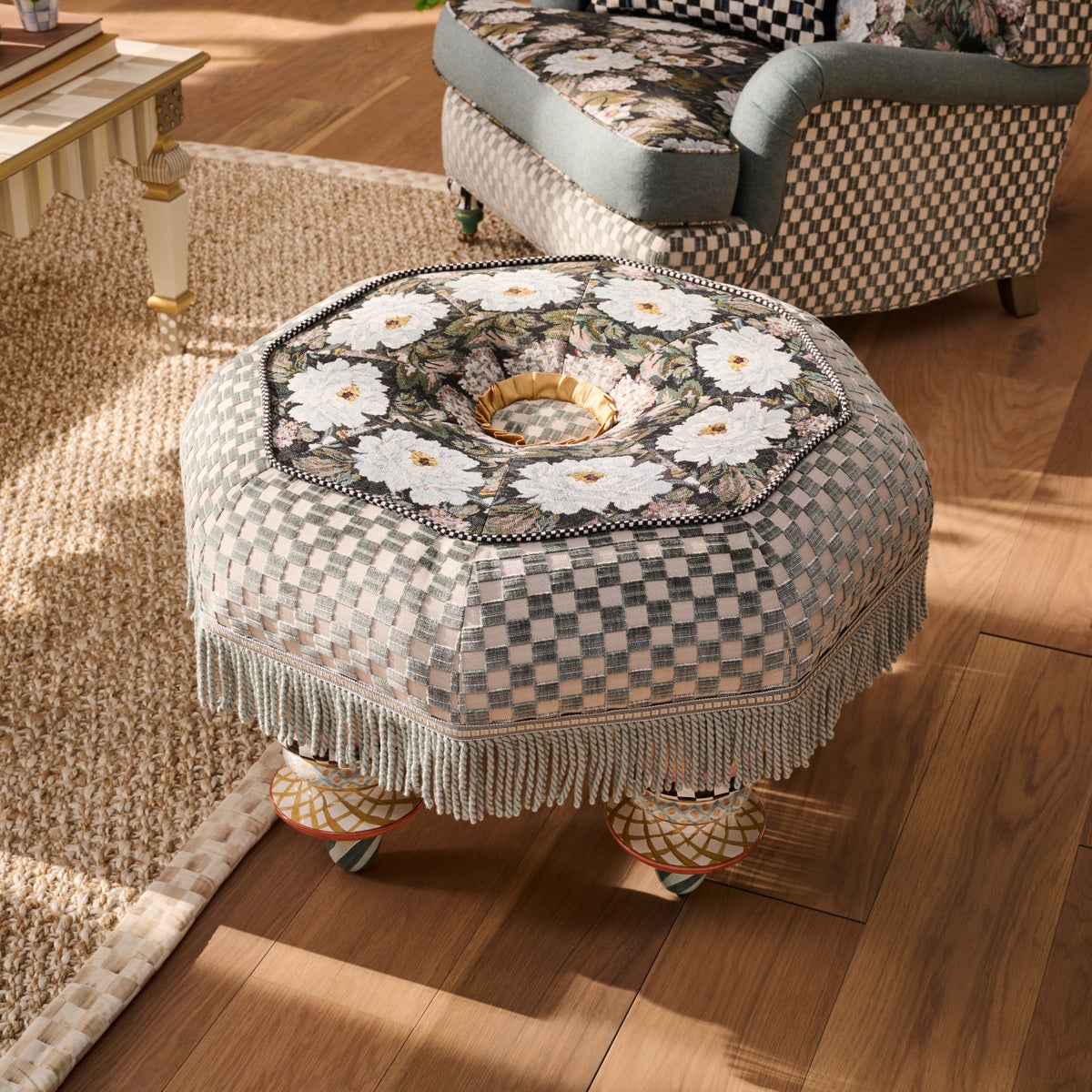 Tapestry Setting Seat - Image 2