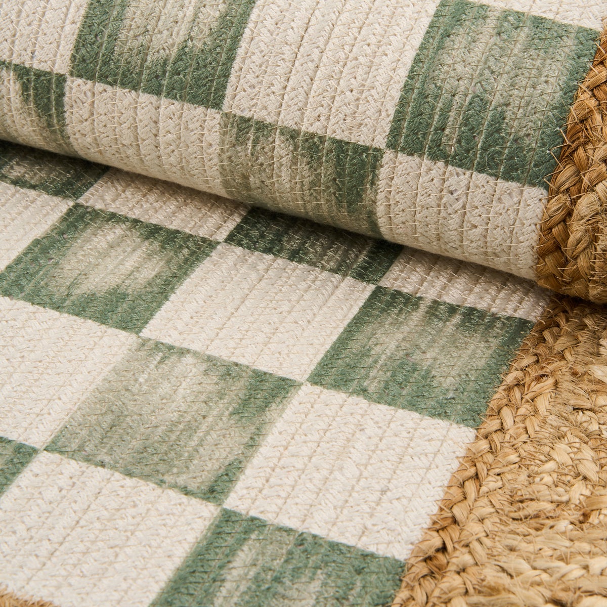 Green Check with Jute Scallops 3' x 4'8.5" Rug - Image 3