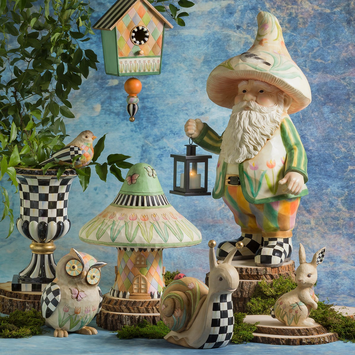 Courtly Check Pedestal Urn - Image 6