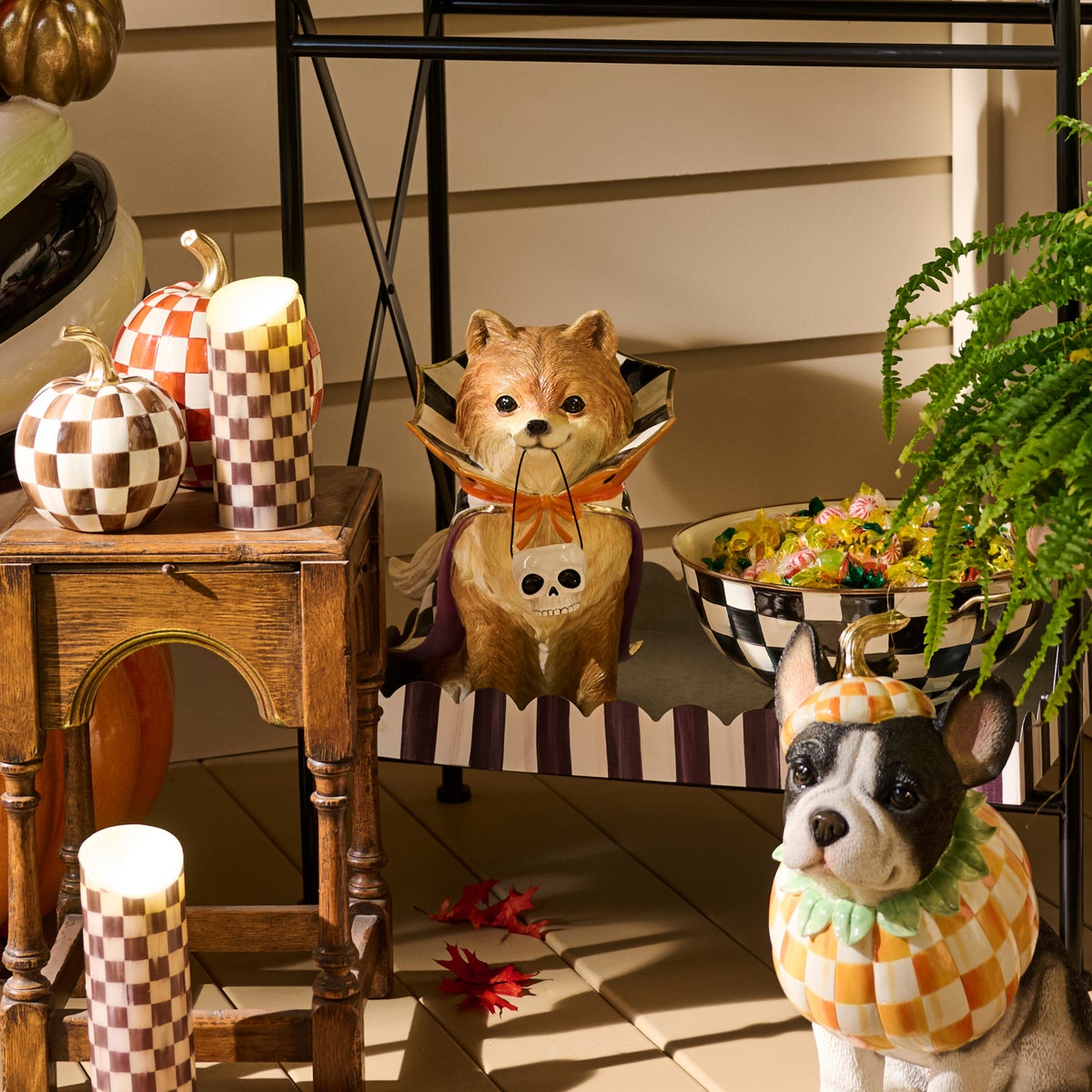 Trick or Treat Pomeranian Dog Figurine - Image 6