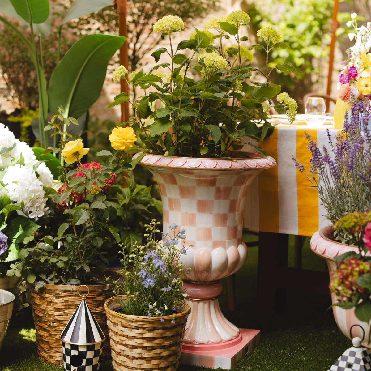 Rosy Check Pedestal Urn - Image 6