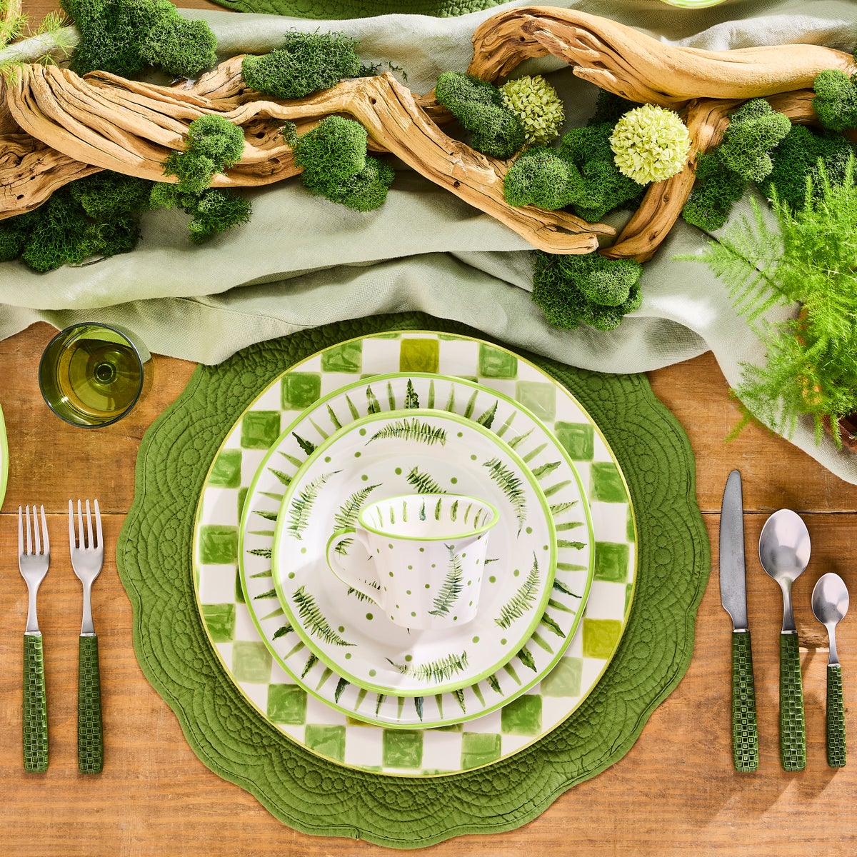 Everyday Green 5-Piece Place Setting - Image 4