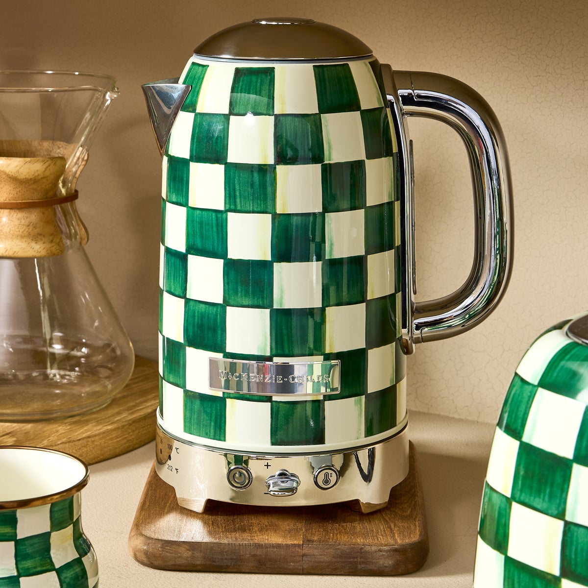 Emerald Check Electric Kettle - Image 2