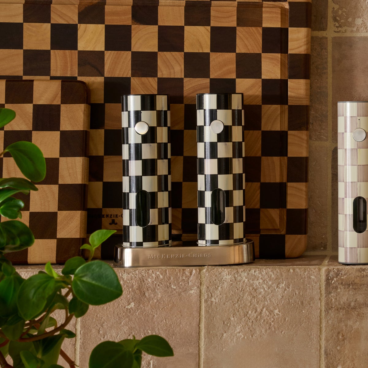 Courtly Check Electric Salt & Pepper Grinder Set - Image 3