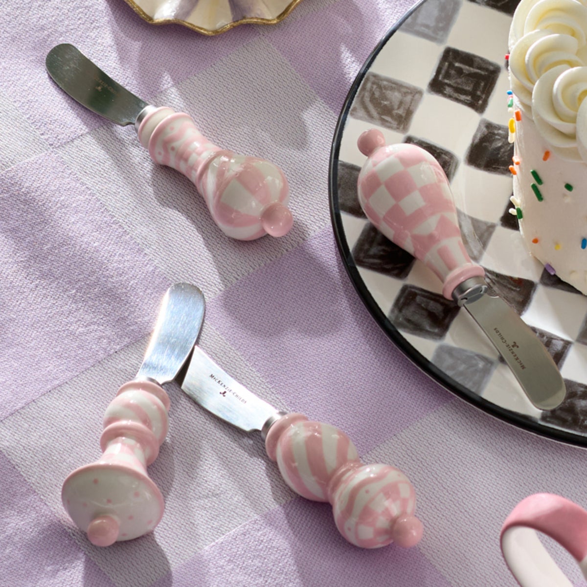 Rosy Check Party Spreaders, Set of 4 - Image 2