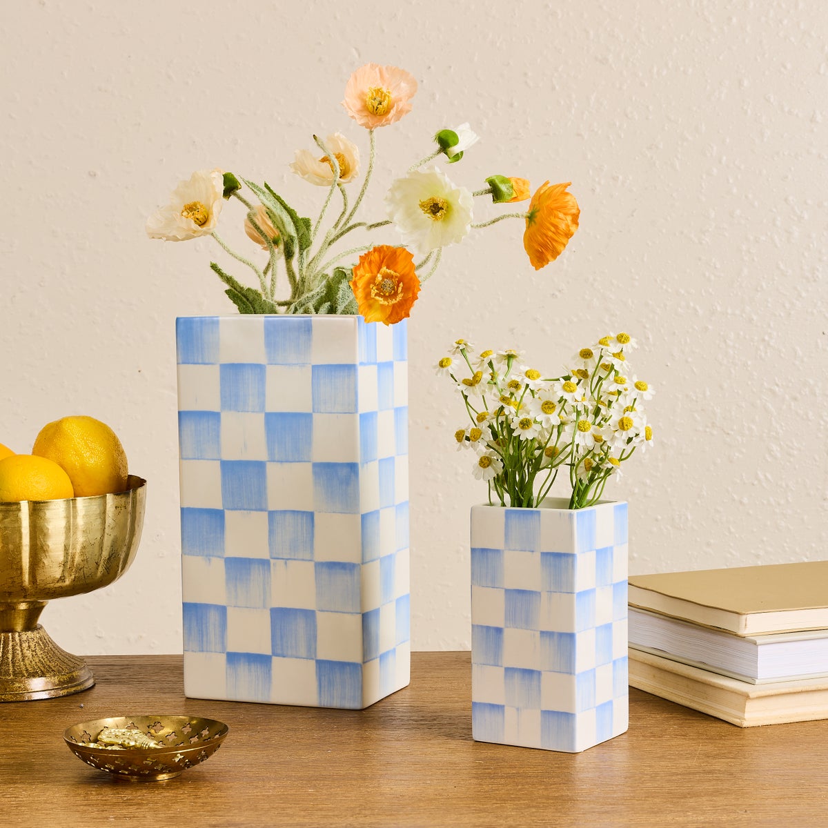 Sky Check Pillar Vase - Image 2