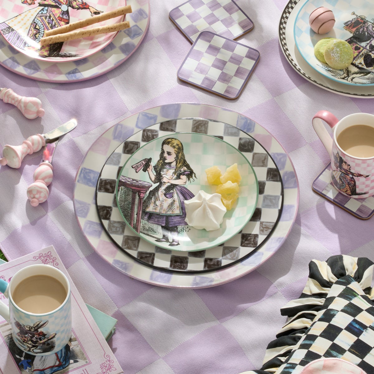 Lilac Check Round Platter - Image 7