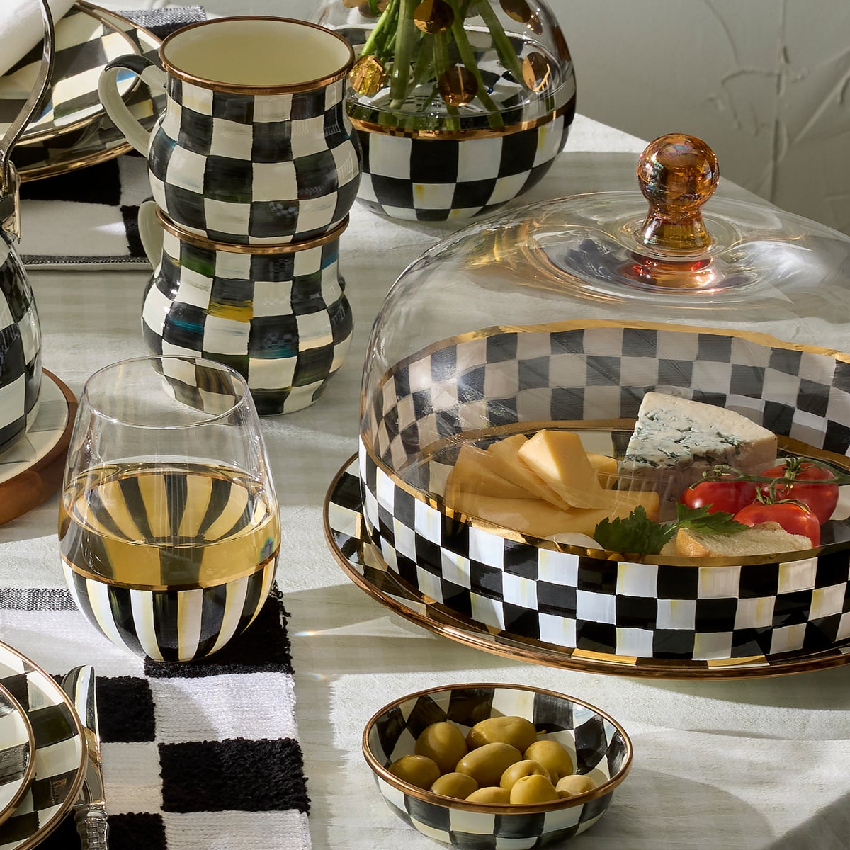Courtly Check Glass Cake Dome - Image 3