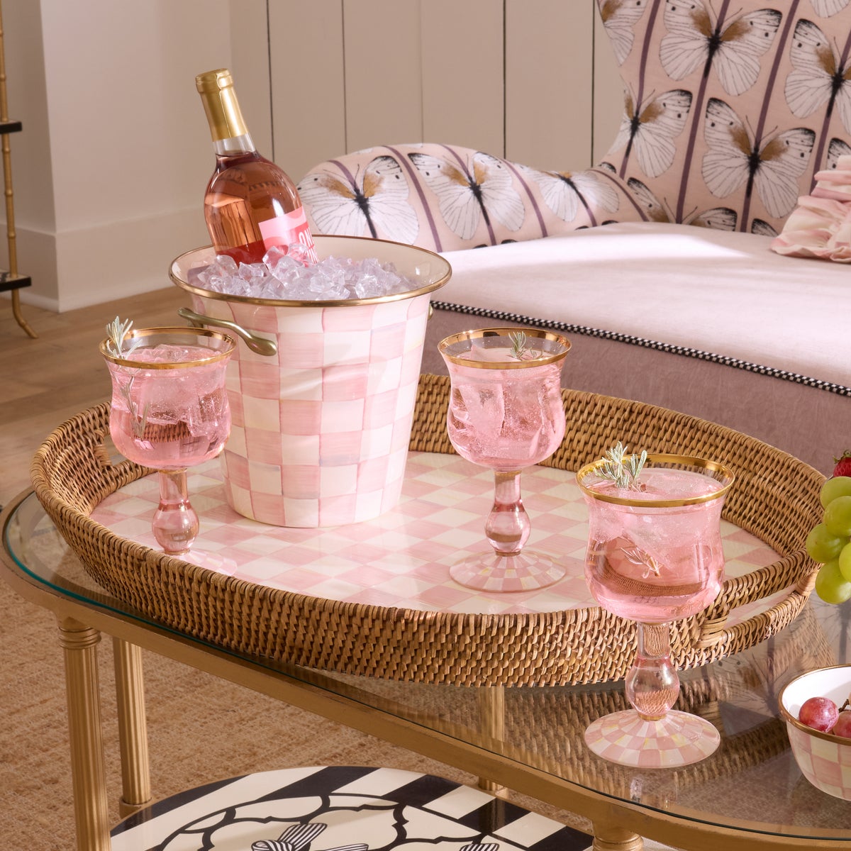 Rosy Check Wine Glass - Image 2