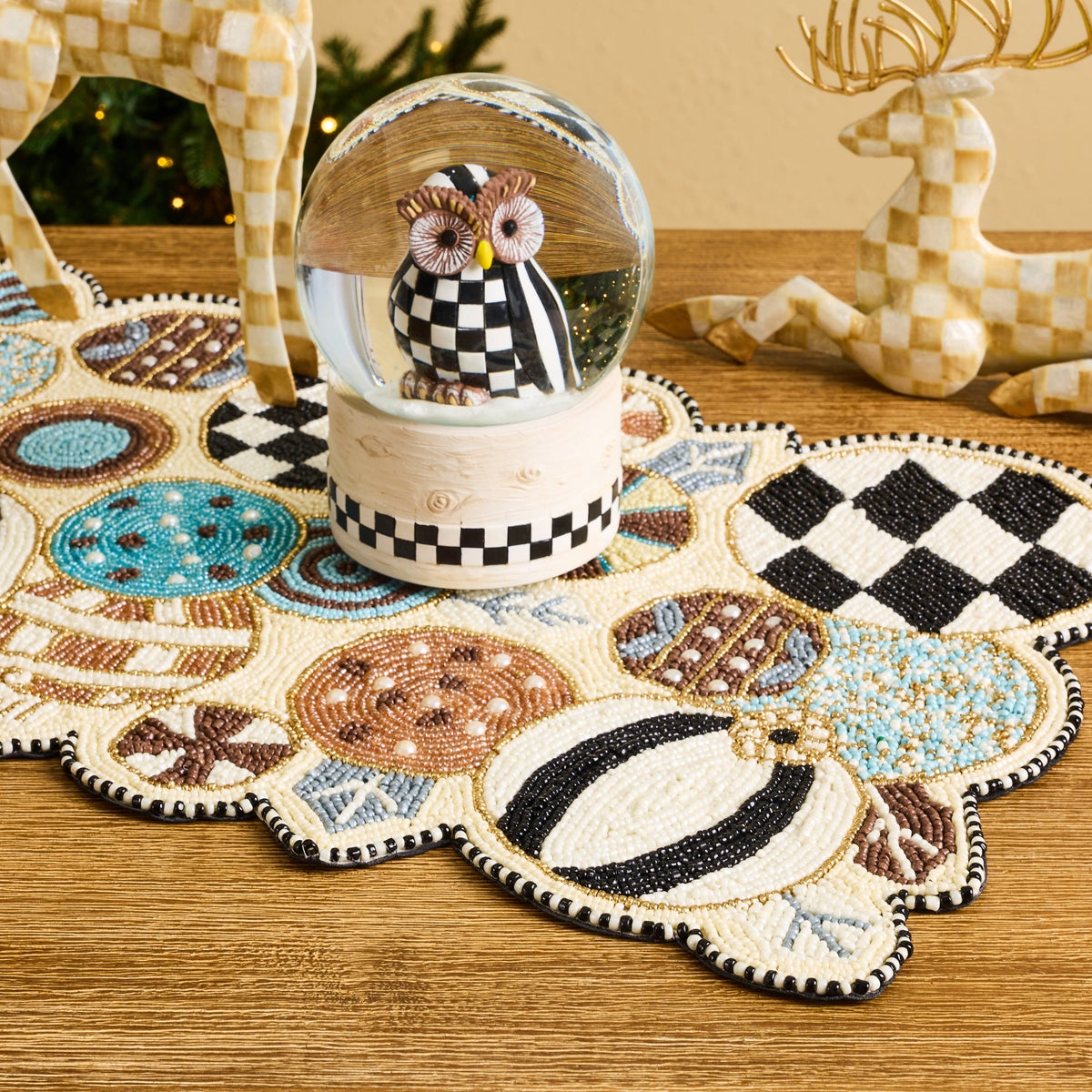 Natural Noel Jolly Ornaments Table Runner - Image 2