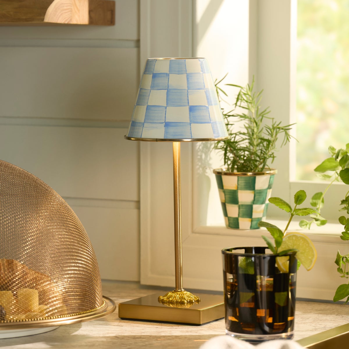 Sky Check LED Rechargeable Cafe Table Lamp - Image 2