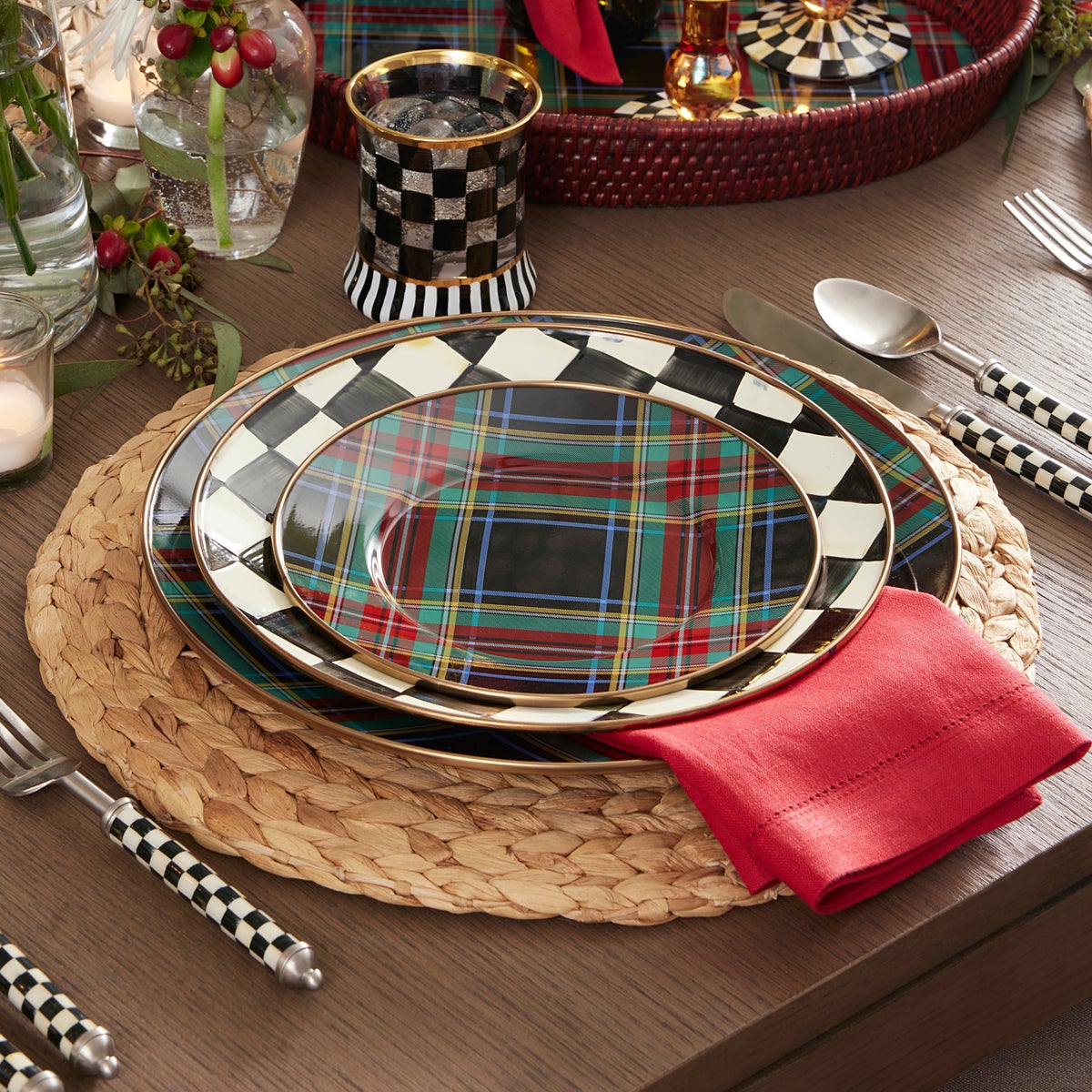 Tartan Black Charger - Image 2