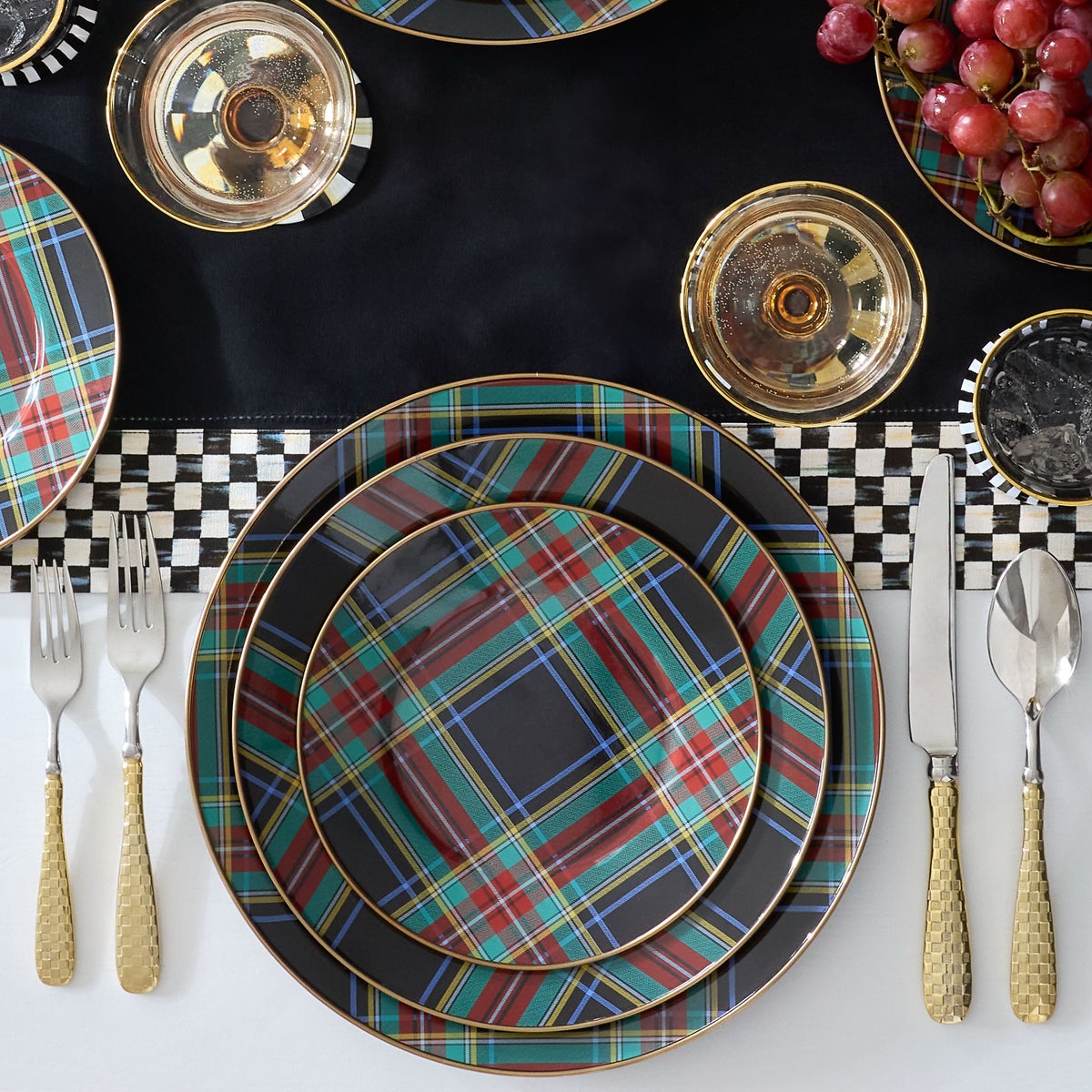 Tartan Black Charger - Image 3