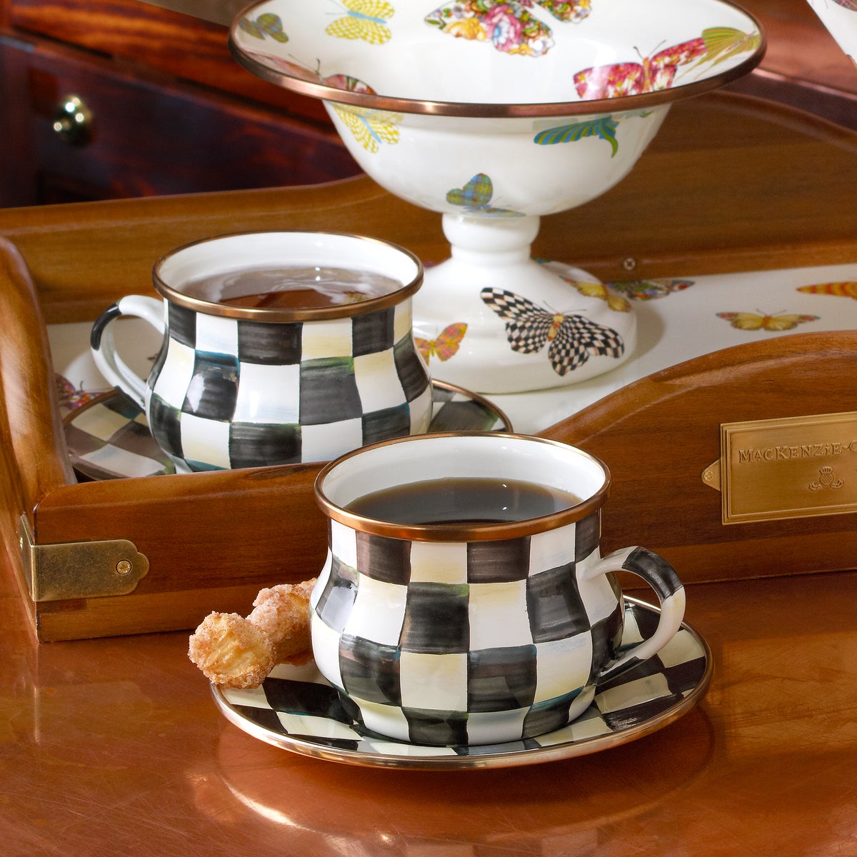 Courtly Check Teacup - Image 4