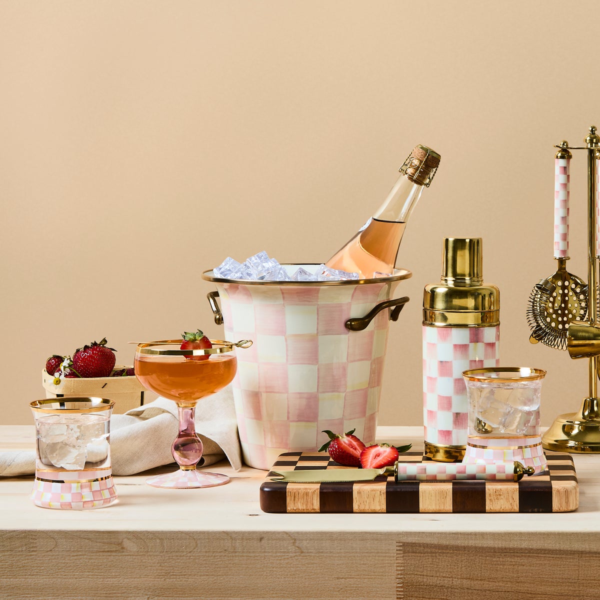 Rosy Check Wine Cooler - Image 5
