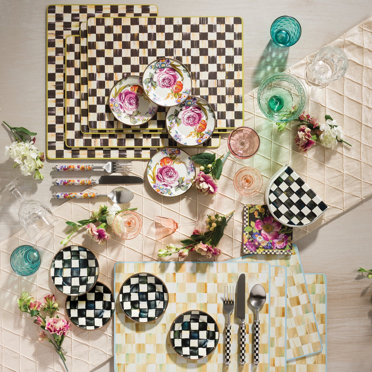 Courtly Check Napkin Holder - Image 4