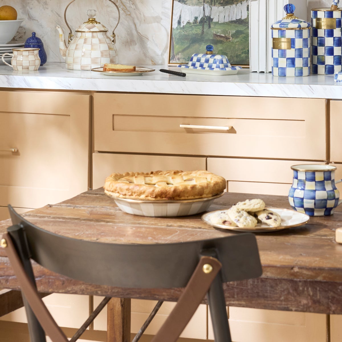 Mocha Check Pie Plate - Image 3