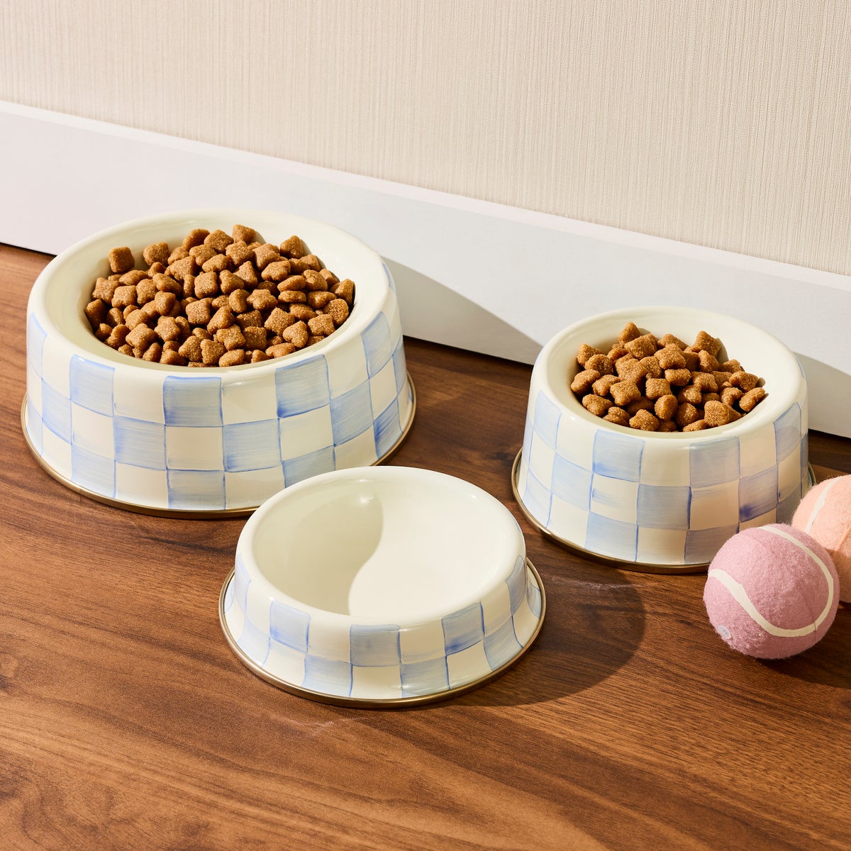 Sky Check Medium Pet Dish - Image 2