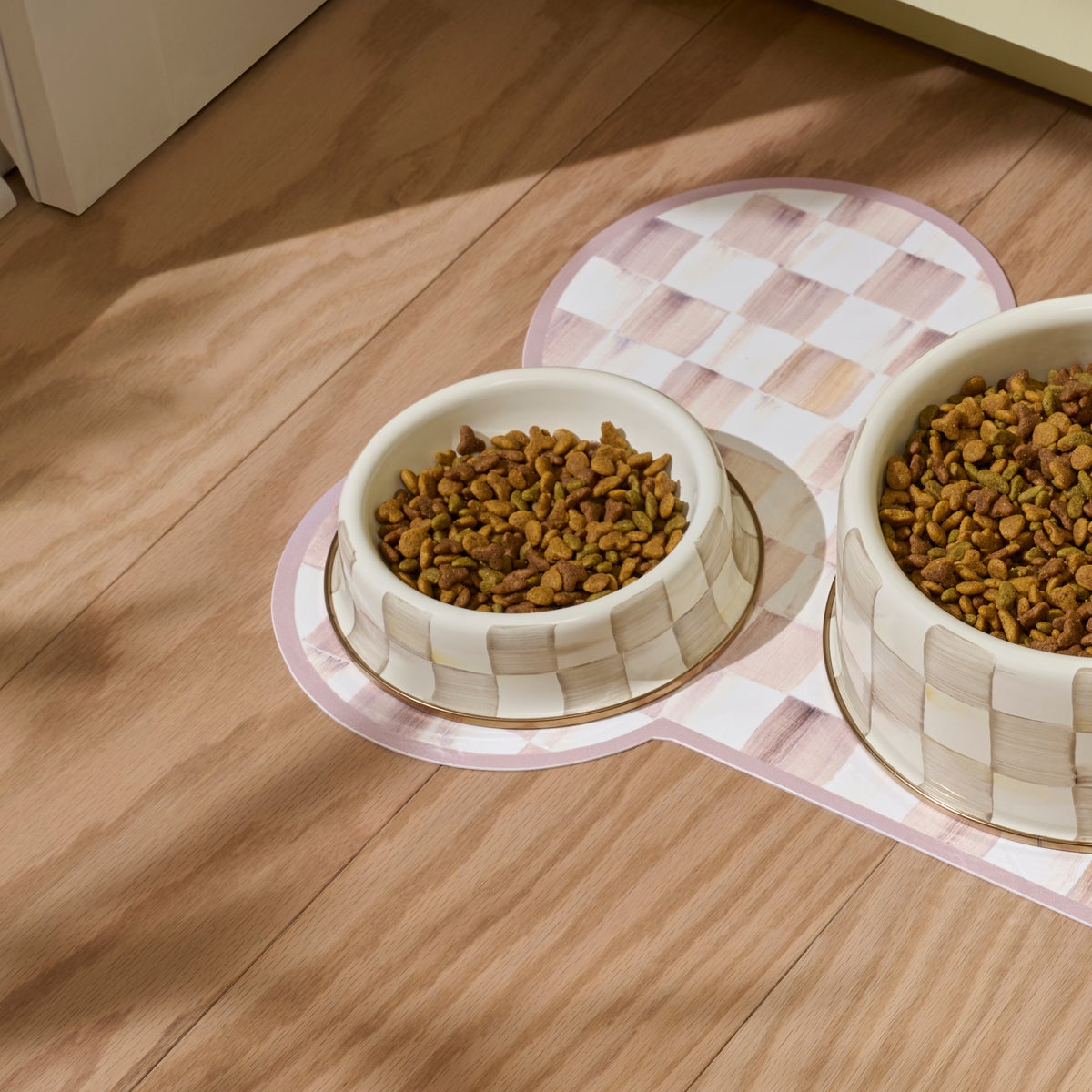 Mocha Check Small Pet Dish - Image 3